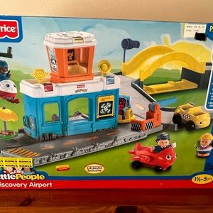 Little People Discovery Airport-2011 in original unopened box-Rare